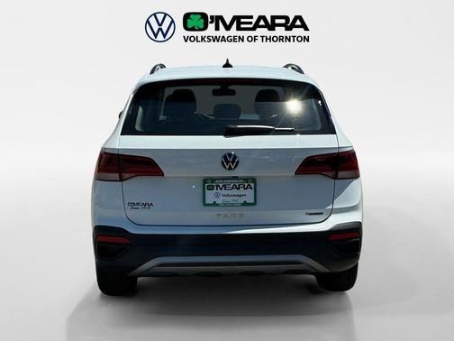 Pure White 2024 Volkswagen Taos 1.5T S