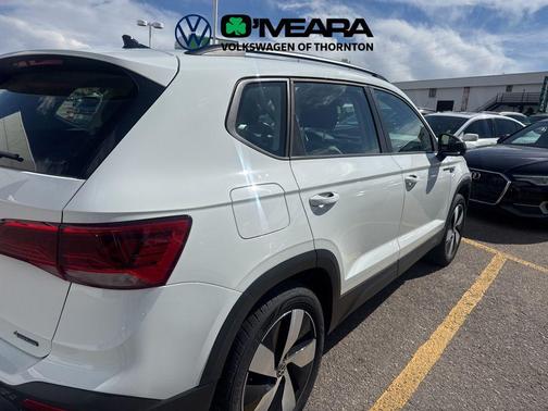 Pure White 2024 Volkswagen Taos 1.5T S