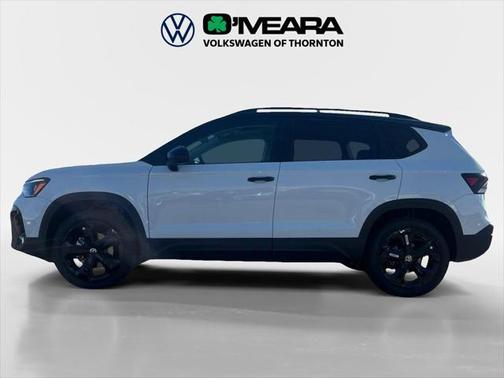 2025 Volkswagen Taos 1.5T SE Black