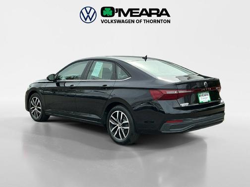 Deep Black Pearl 2025 Volkswagen Jetta 1.5T SE