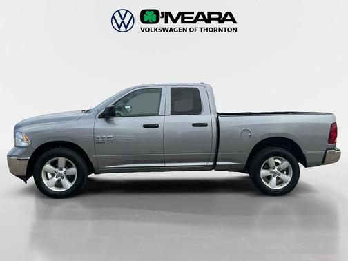Billet Silver Metallic Clearcoat 2024 RAM 1500 Classic SLT