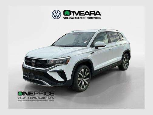 White 2023 Volkswagen Taos 1.5T SE