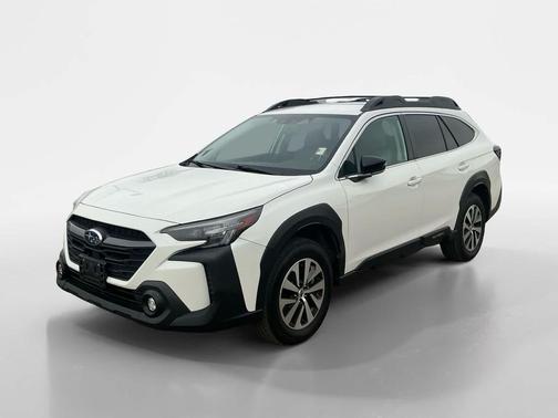 Crystal White Pearl 2023 Subaru Outback Premium