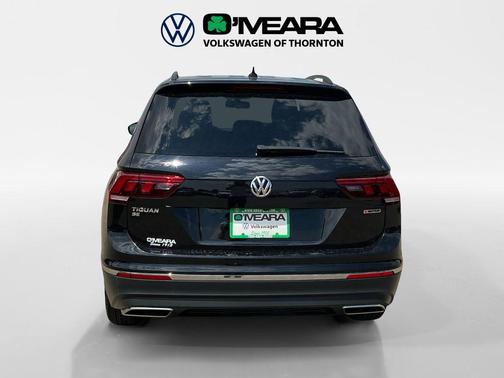 Deep Black 2020 Volkswagen Tiguan 2.0T SE 4MOTION