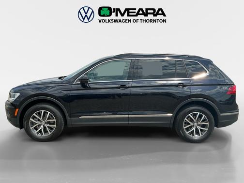 Deep Black 2020 Volkswagen Tiguan 2.0T SE