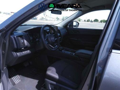 Gun Metallic 2025 Nissan Pathfinder SV