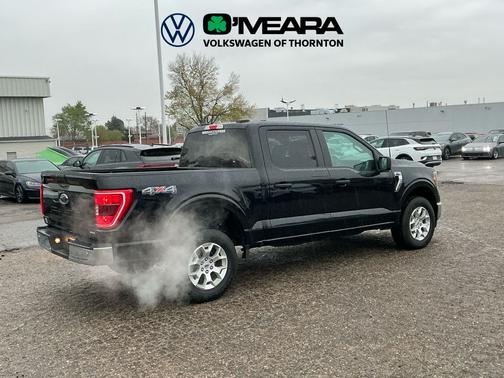 Agate Black Metallic 2023 Ford F-150 XLT