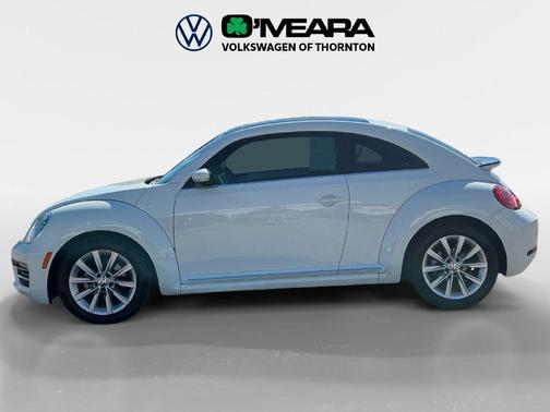 Pure White 2018 Volkswagen Beetle 2.0T SE
