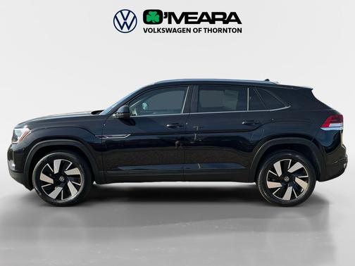 Deep Black Pearl 2026 Volkswagen Atlas Cross Sport 2.0T SE w/Technology