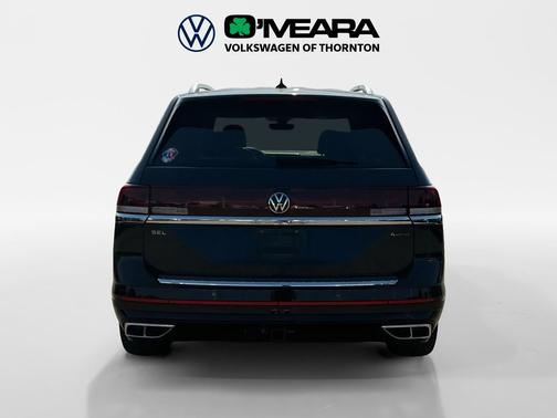 Deep Black Pearl 2024 Volkswagen Atlas 2.0T SEL Premium R-Line