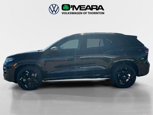 deep black pearl 2026 Volkswagen Tiguan 2.0T SE R-Line Black 4MOTION