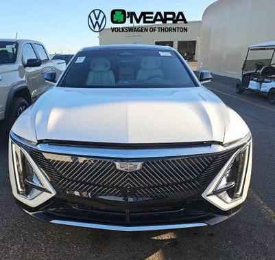 Crystal White Tricoat 2024 Cadillac LYRIQ Luxury