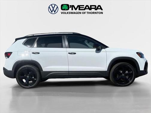 2025 Volkswagen Taos 1.5T SE Black