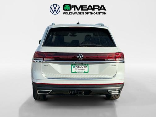 opal white pearl 2026 Volkswagen Atlas 2.0T SEL