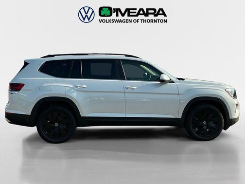Opal White Pearl 2026 Volkswagen Atlas 2.0T SE w/Technology 4MOTION