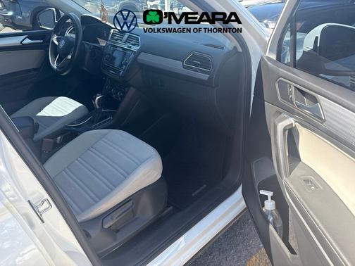 Pure White 2022 Volkswagen Tiguan 2.0T S