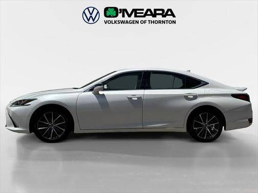 2023 Lexus ES 250 Base