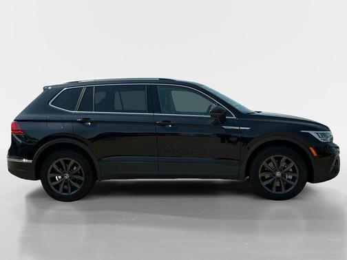 2024 Volkswagen Tiguan 2.0T SE 4MOTION