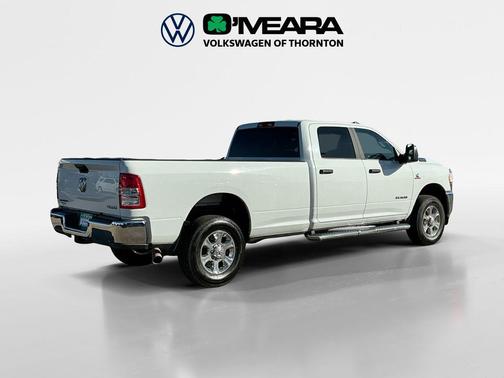 Bright White Clearcoat 2024 RAM 2500 Big Horn Crew Cab 4x4 8' Box