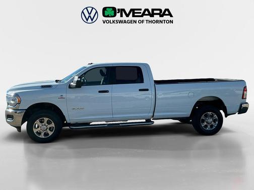 Bright White Clearcoat 2024 RAM 2500 Big Horn Crew Cab 4x4 8' Box