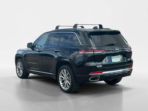 Diamond Black Crystal Pearlcoat 2023 Jeep Grand Cherokee 4xe Summit