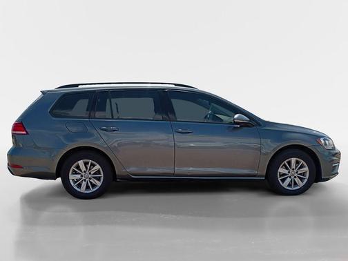 2019 Volkswagen Golf SportWagen TSI S