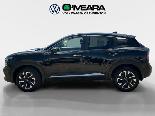 Super Black 2025 Nissan Kicks SV