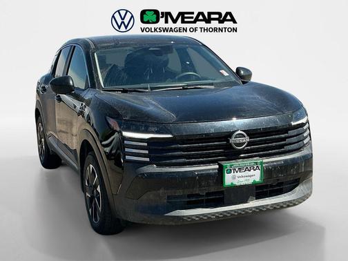 Super Black 2025 Nissan Kicks SV