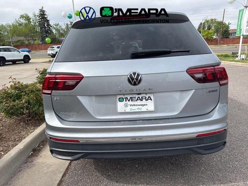 Pyrite Silver Metallic 2024 Volkswagen Tiguan 2.0T SE 4MOTION