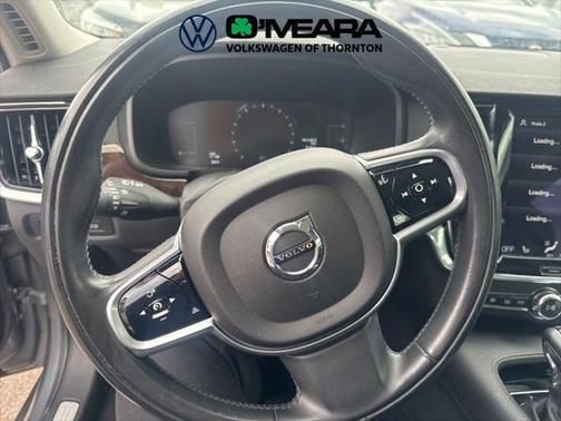 2018 Volvo S90 T5 Momentum