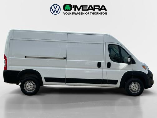 Bright White Clearcoat 2025 RAM ProMaster 2500 High Roof