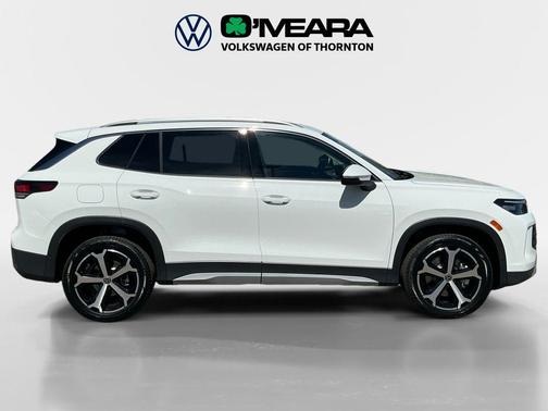 Pure White 2026 Volkswagen Tiguan 2.0T SE 4MOTION