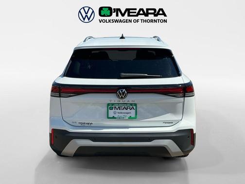 Pure White 2026 Volkswagen Tiguan 2.0T SE 4MOTION