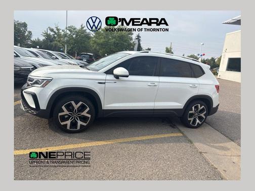 Pure White 2023 Volkswagen Taos 1.5T SEL