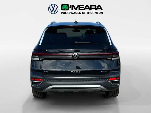 Deep Black Pearl 2026 Volkswagen Taos SEL