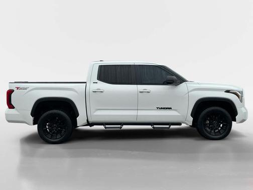 Ice Cap 2024 Toyota Tundra SR5