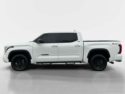Ice Cap 2024 Toyota Tundra SR5