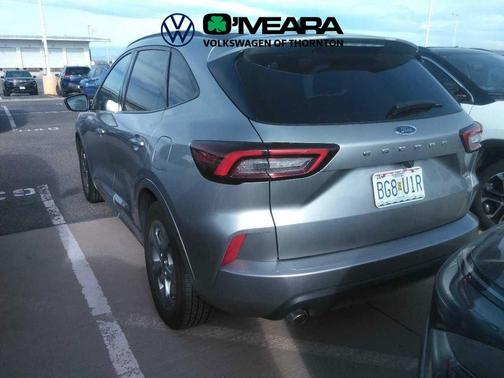 Iconic Silver Metallic 2024 Ford Escape ST-Line