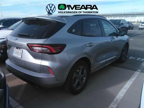 Iconic Silver Metallic 2024 Ford Escape ST-Line