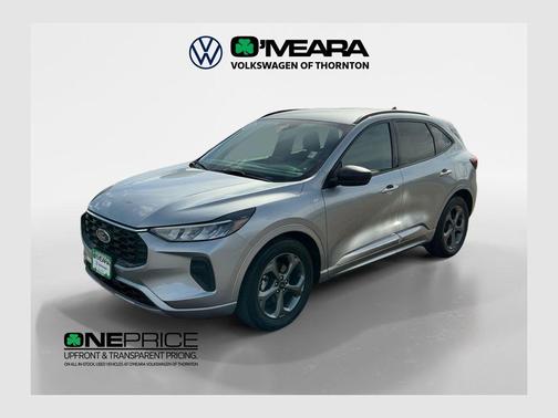 Iconic Silver Metallic 2024 Ford Escape ST-Line