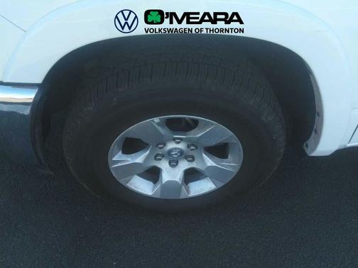 Bright White Clearcoat 2025 RAM 1500 Big Horn/Lone Star