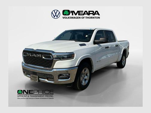 Bright White Clearcoat 2025 RAM 1500 Big Horn/Lone Star