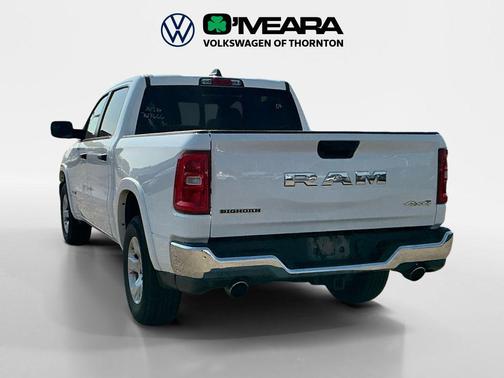 Bright White Clearcoat 2025 RAM 1500 Big Horn/Lone Star