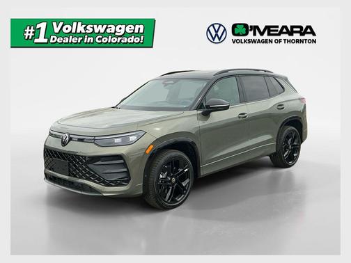 Avocado Green w/Deep Black Roof 2026 Volkswagen Tiguan 2.0T SE R-Line Black 4MOTION