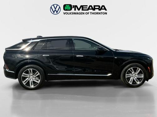 Stellar Black Metallic 2024 Cadillac LYRIQ Tech