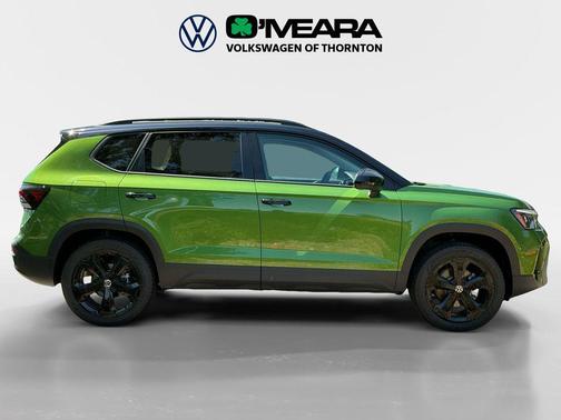 2025 Volkswagen Taos 1.5T SE Black