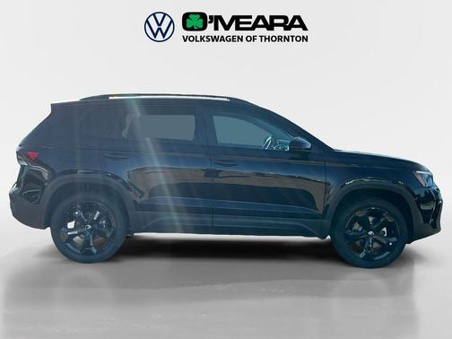 2025 Volkswagen Taos 1.5T SE Black