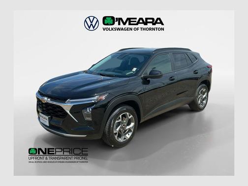 Mosaic Black Metallic 2024 Chevrolet Trax LT