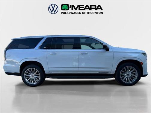 2023 Cadillac Escalade ESV Premium Luxury