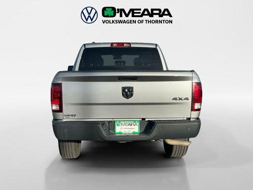 2024 RAM 1500 Classic Warlock Crew Cab 4x4 5'7' Box